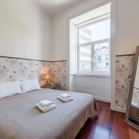 Guestready - Cityscape Coastal Flat Porto Exterior photo